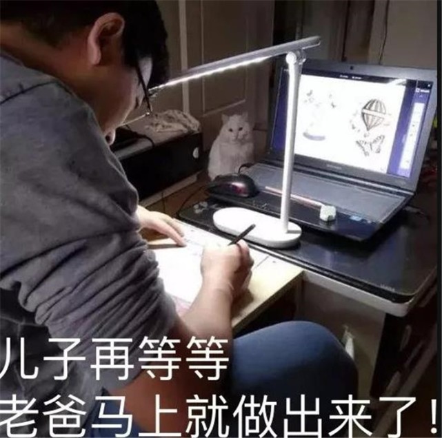 爸爸半夜怒撕作业本,质问老师:"凭什么你能睡觉?