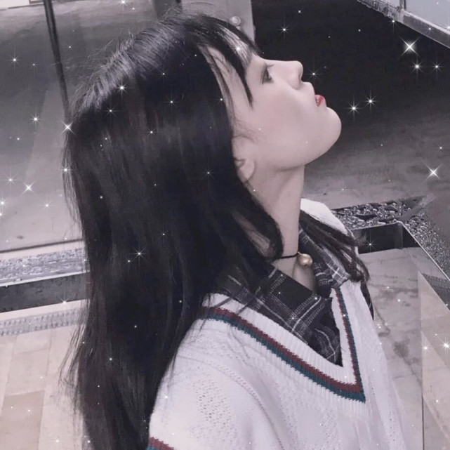 vip·仙女风唯美女生头像:我是小熊软糖,只有在你身边