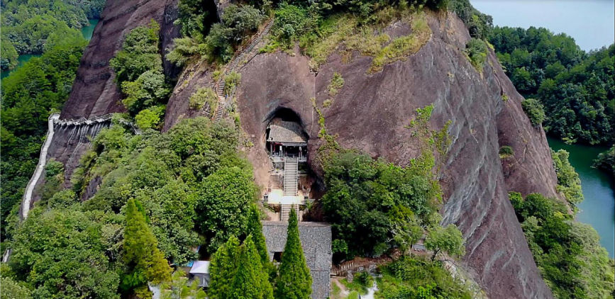 奔走相告!天柱峰景区的初春,已经按捺不住了!