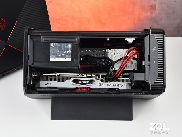 显卡供电接口怎么接_mac雷电接口外接显卡_雷电3接口外接显卡