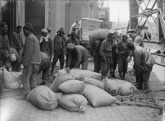 第一次世界大战战场上的中国劳工