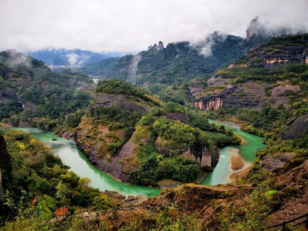 波哥带你看世界:世界文化与自然双重遗产武夷山,钟灵毓秀的洞天福地