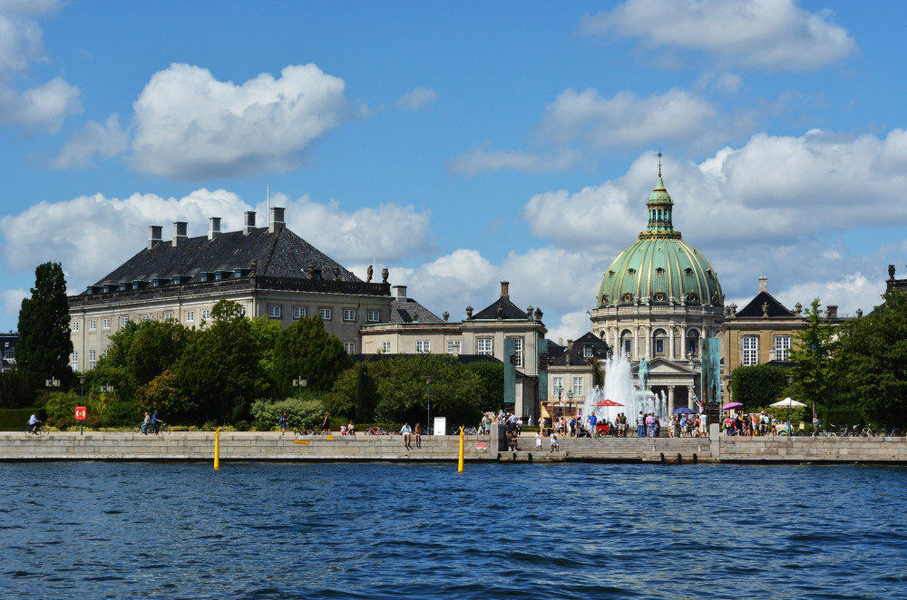 马来西亚gdp比深圳低_马来西亚人