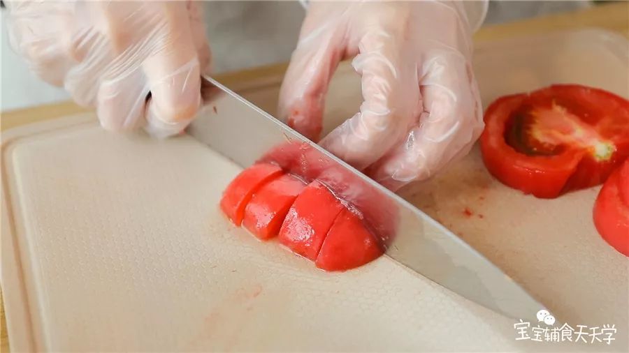 新鸡蛋宝宝内衣_鸡蛋宝宝装饰图片