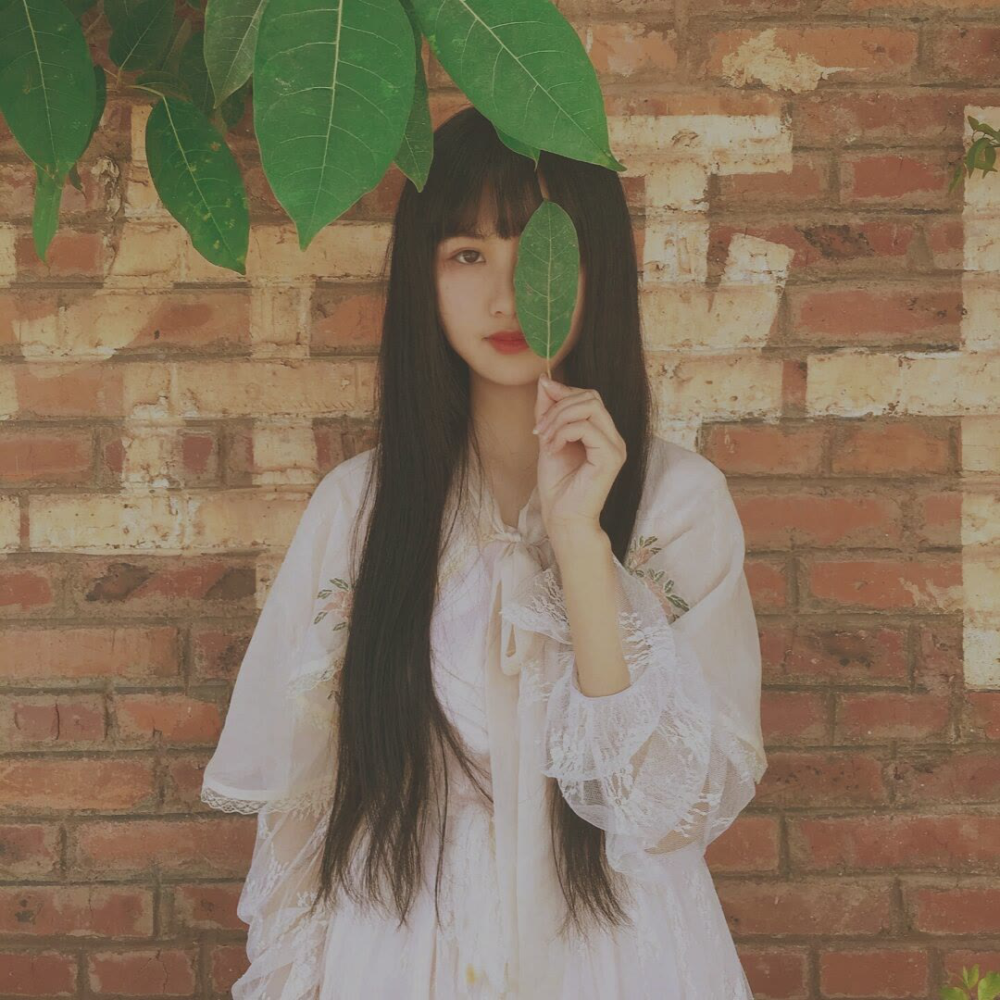 森系闺蜜头像:友情世界里也存在着吃醋,那滋味不亚于