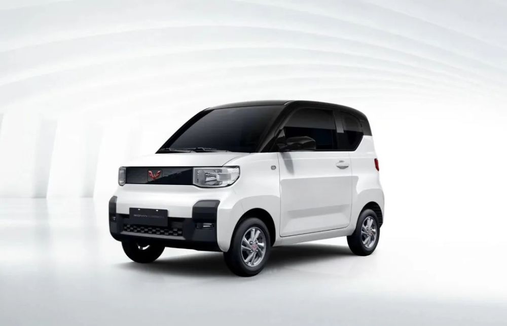 五菱全新电动车正式命名为宏光mini ev