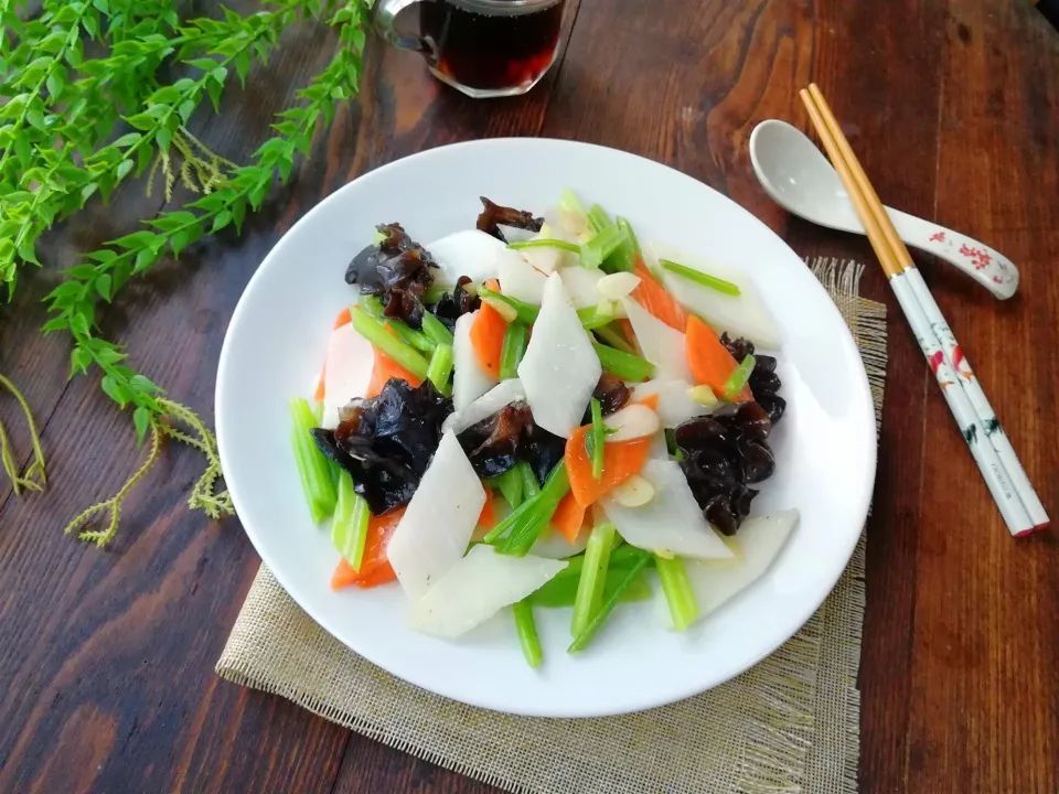 清淡饮食并非"寡淡"饮食!