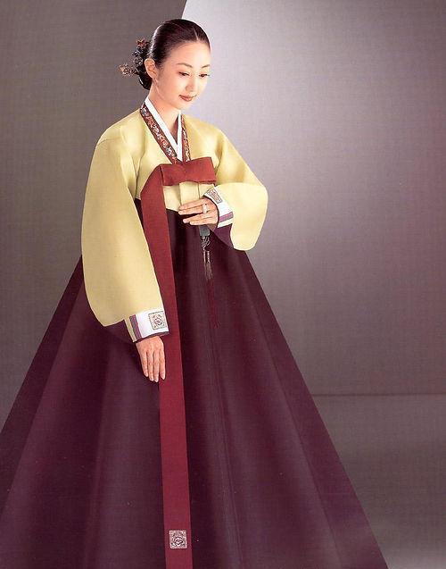 韩服和服与它相比一个天一个地,日本人韩国人这次再也不能骄傲了