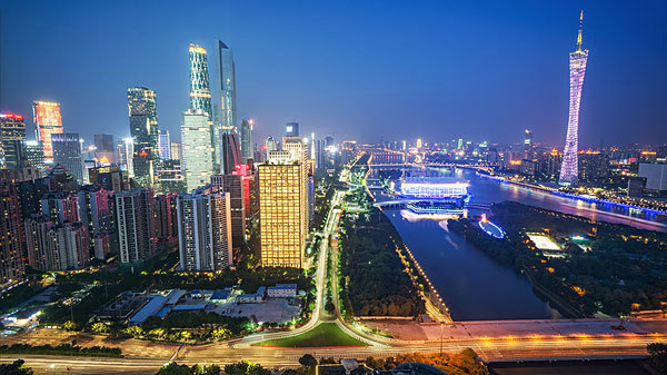 深圳GDP保广州_深圳轻轨到广州线路图(2)