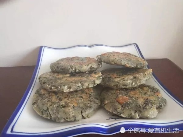 清明节前后,安徽安庆有一种特色美食,叫"毛香粑,你吃过吗?_腾讯新闻