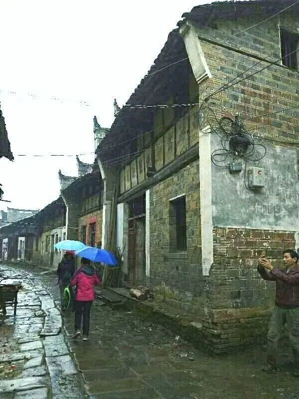 上高徐家渡,雨中游百年老街!