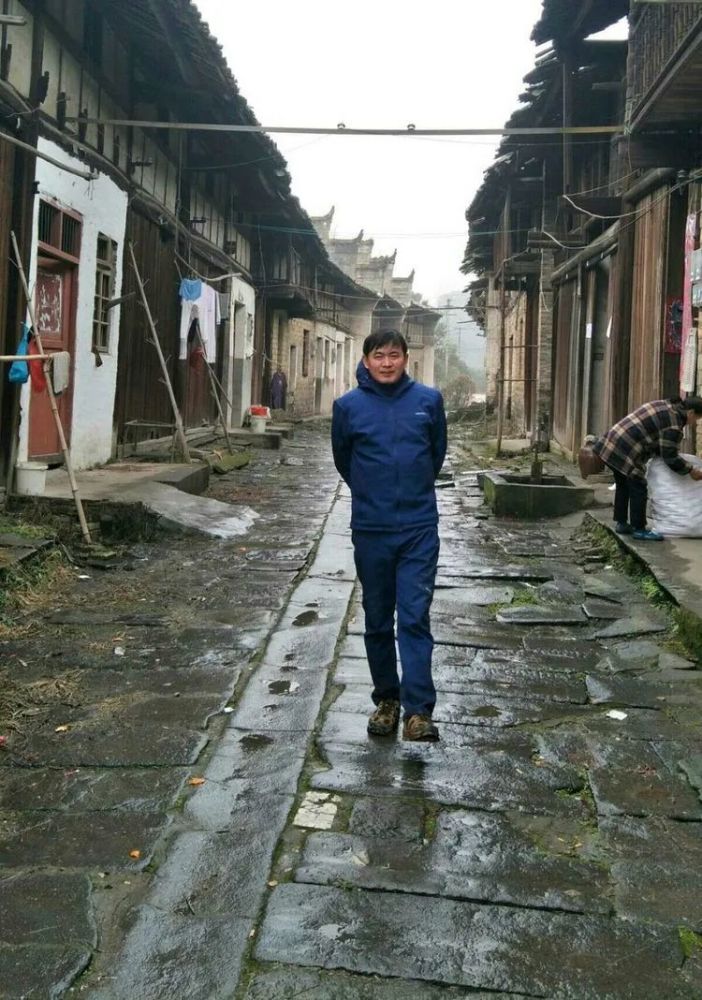 上高徐家渡,雨中游百年老街!