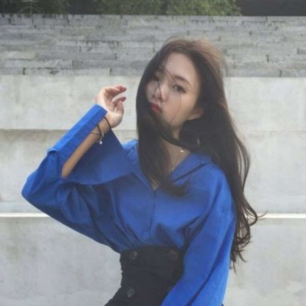 半年不换qq头像的女生,89%是3种"小心思",第二个逃扎心!
