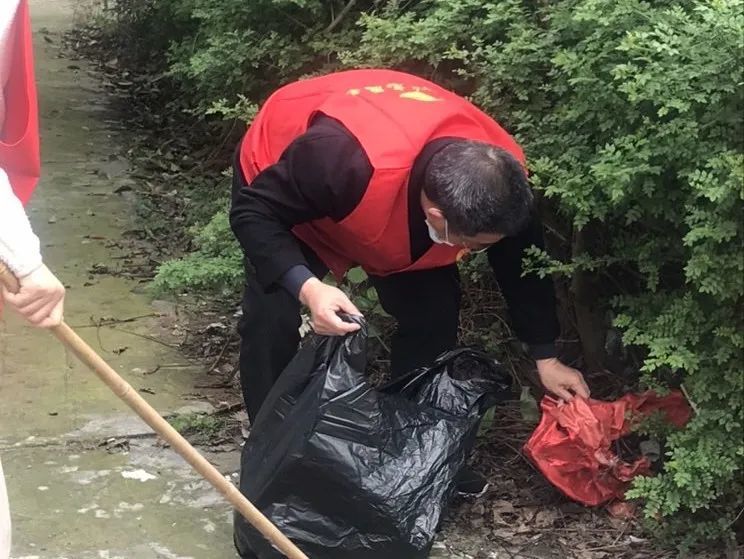 女子露营饮酒后坠河溺亡：同行者约定赔45万，法院判农庄再赔2.7万