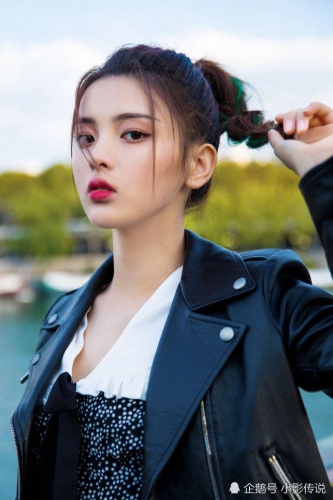 中国区最美面孔首位,杨超越仅凭一张脸火遍大江南北?