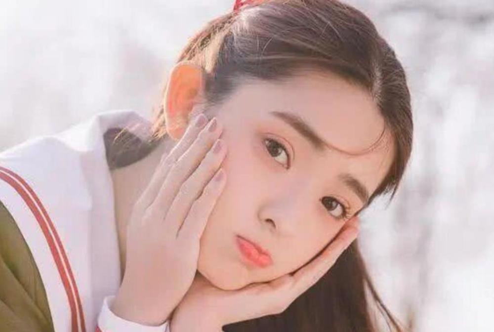 五官精致,素颜也很美的三大星座女,公认的颜值担当!