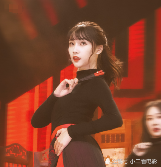 宋昕冉还有公演舞台上热搜的宋昕冉,也是一个被忽略的大美女,她和