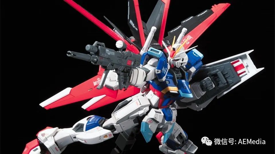 机动战士高达seed destiny』主角真·飞鸟的前期座机立体化,核心飞梭