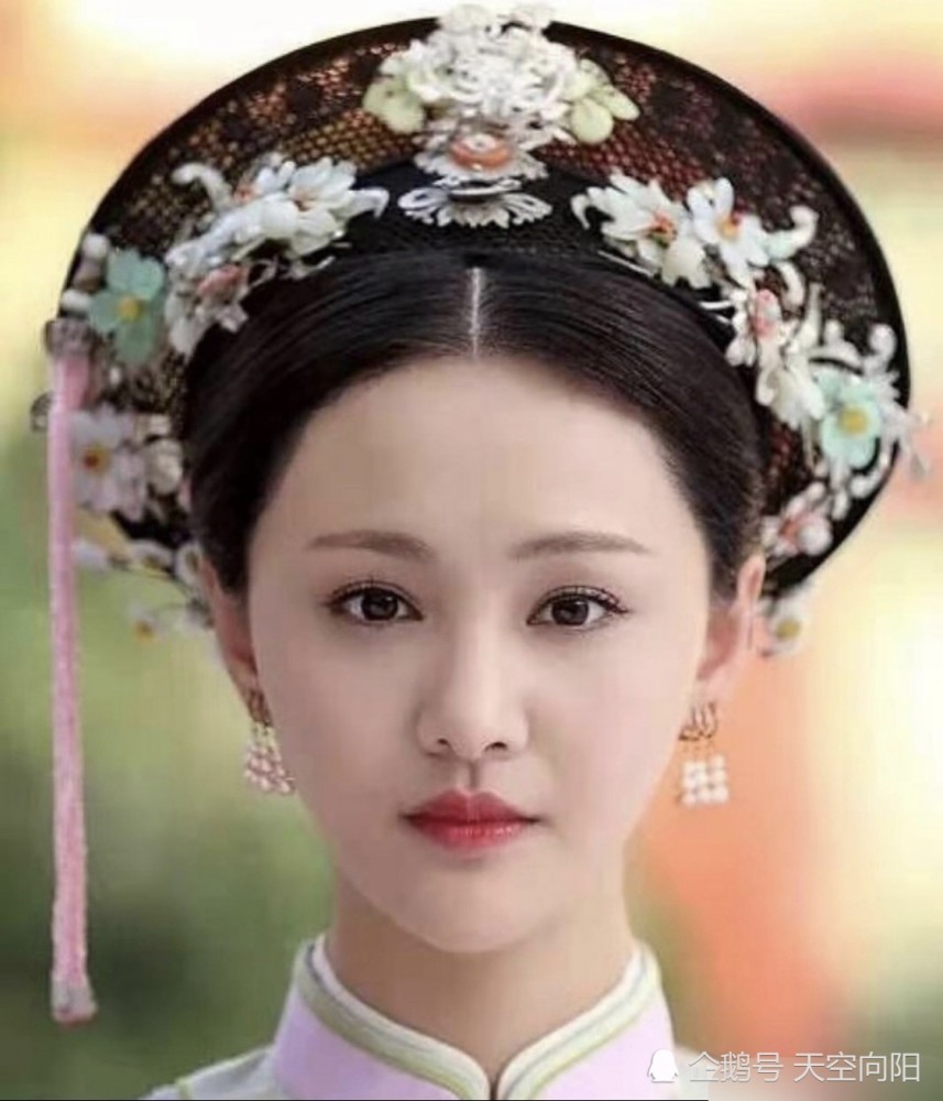 当红小花清宫剧照谁最好看,李沁第一,郑爽清纯,看到秦