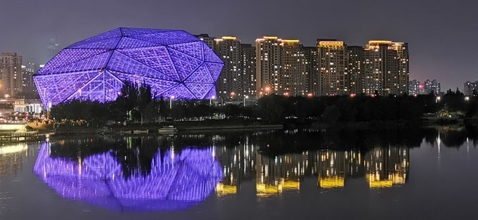 沈阳新地标盛京大剧院 盛京大剧院的最佳拍摄机位是在浑河桥靠近铁西