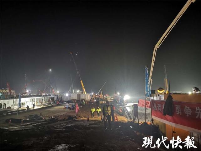 火神山医院建设者尹典:我要守到这里关门大吉