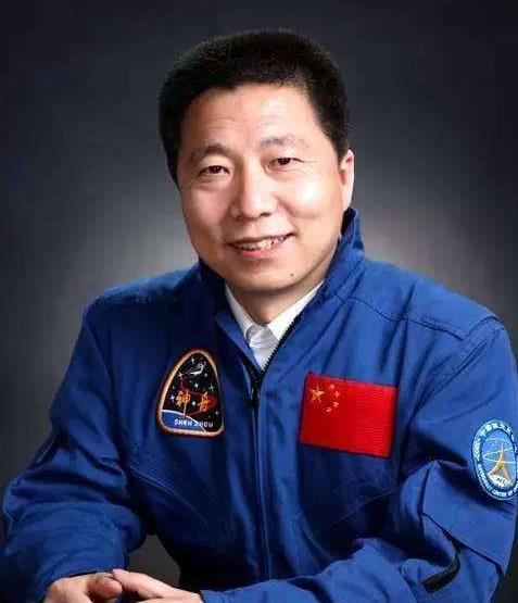 杨利伟