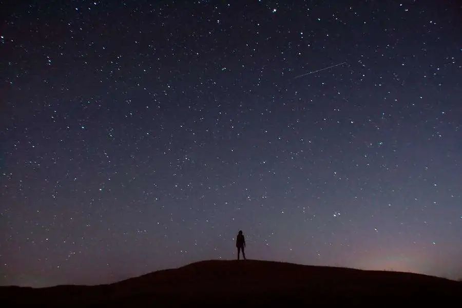 仰望星空,让思念多飞一会