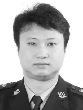 湖北省南漳县公安局交警大队民警郑勇