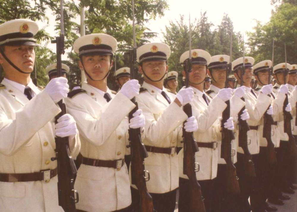 邓姓人口_邓姓的人口分布(2)