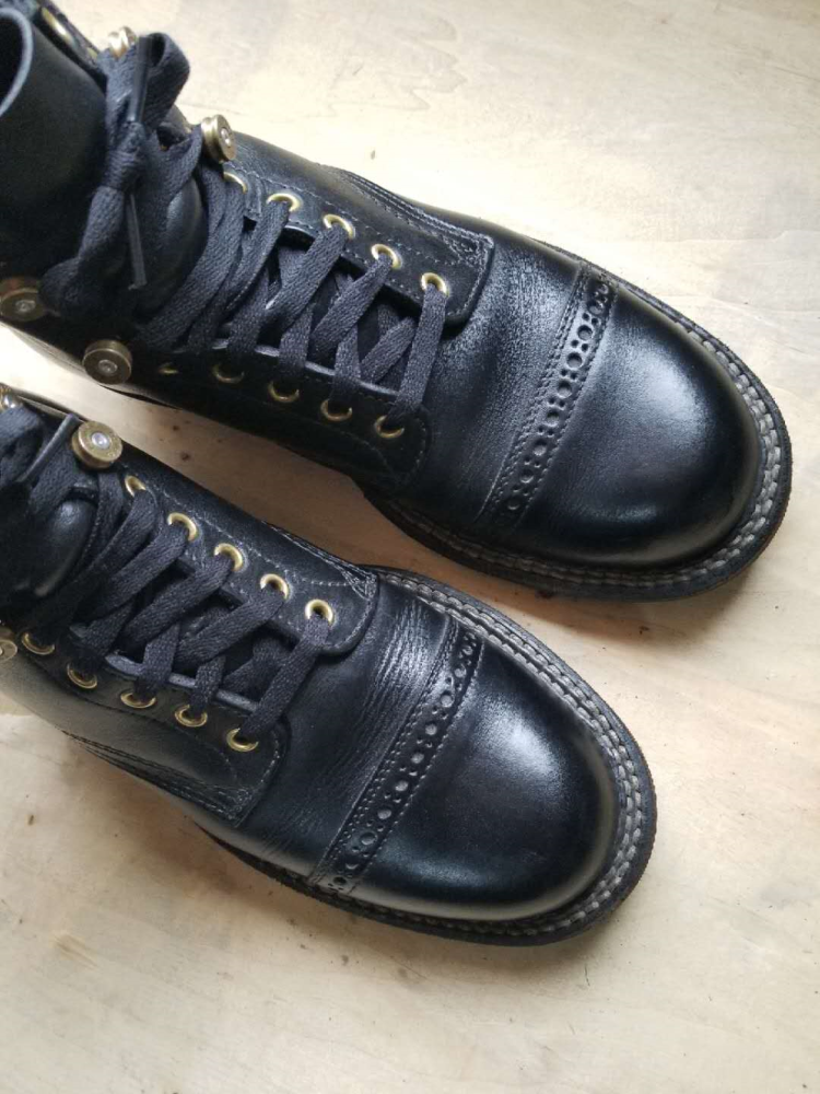 新手扫盲/定制的第一双whitesboots选油皮还是h皮?