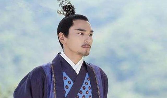 《三生三世十里桃花》:墨渊爱白浅,却从未表白,他的爱