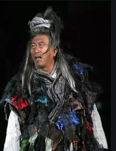 焦姓人口现状_农村人口老龄化现状