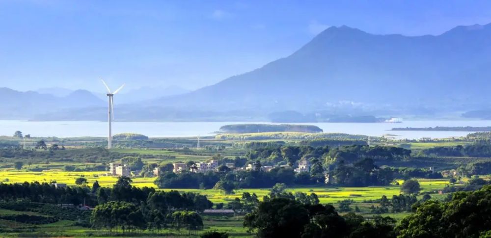 龟石国家湿地公园位于贺州市富川瑶族自治县,总面积4173.