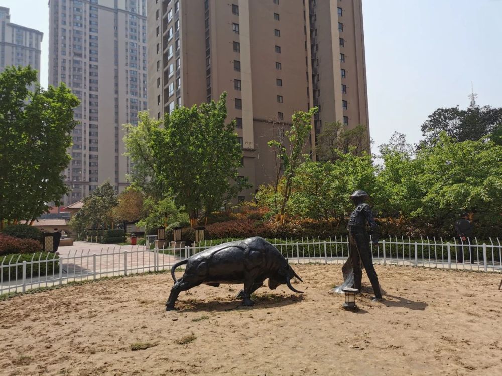 走吧，这座城最终没把你留下！高房租高房价，还要逼走多少人呢？