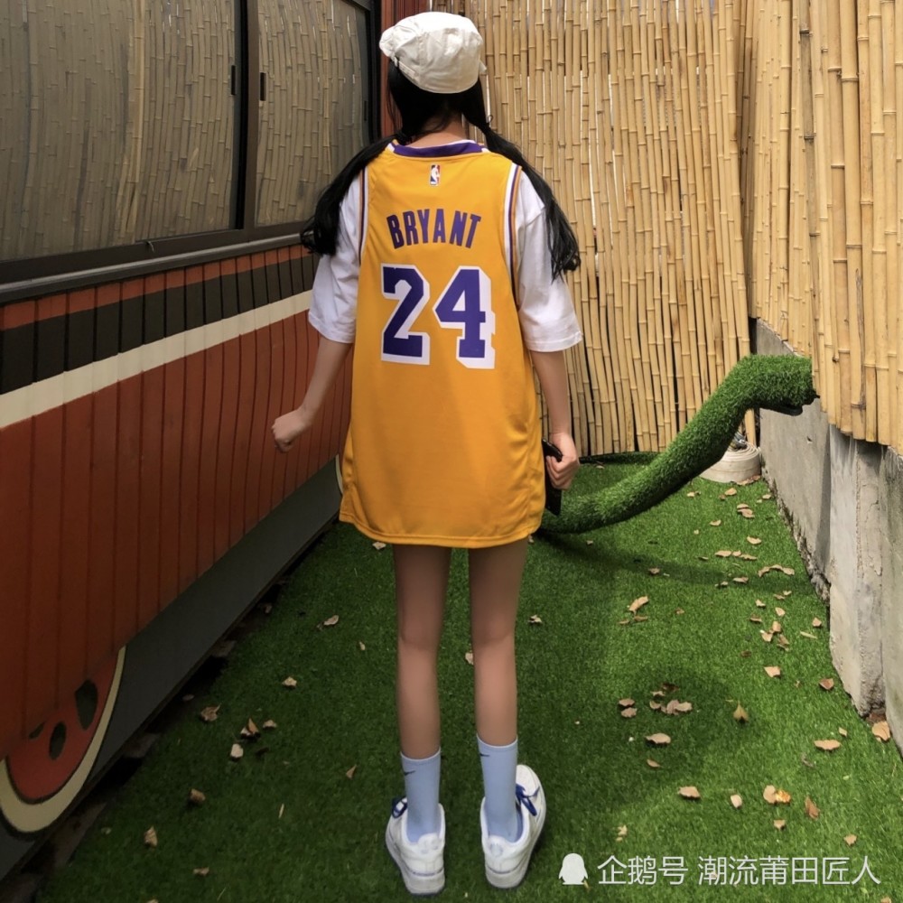 致敬曼巴!nba科比湖人队24号球衣!