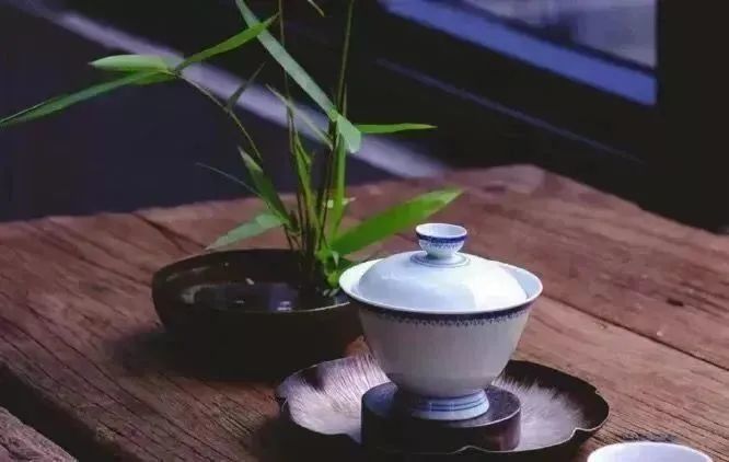 品茶如修行,了解喝茶中的七条要点要诀,提高修养,感悟