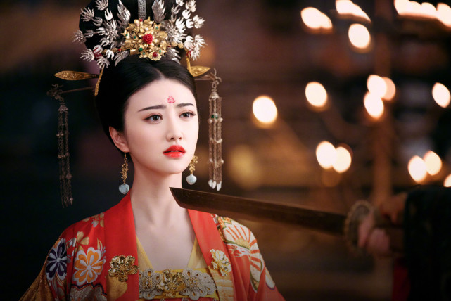 古装剧里的绝美嫁衣,怎么少得了广平王妃,景甜真真人间富贵花
