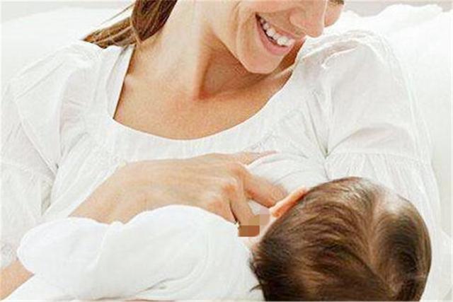 为何宝宝吃母乳不到10分钟就睡着,抱不到5分钟又醒?原因有点暖