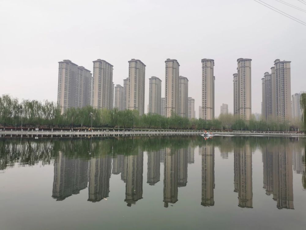 专家说：年轻人真敢想，靠工资去买房，自己不努力，还怨房价高？