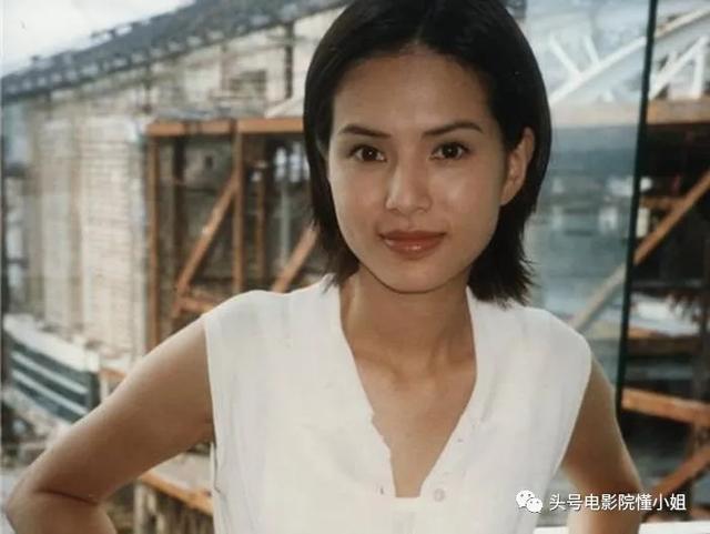 颜值鼎盛时期,李若彤是最美小龙女.