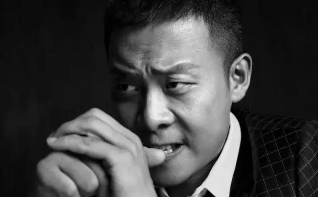 网剧《重生》大结局:3个细节,透露秦驰并没有死!