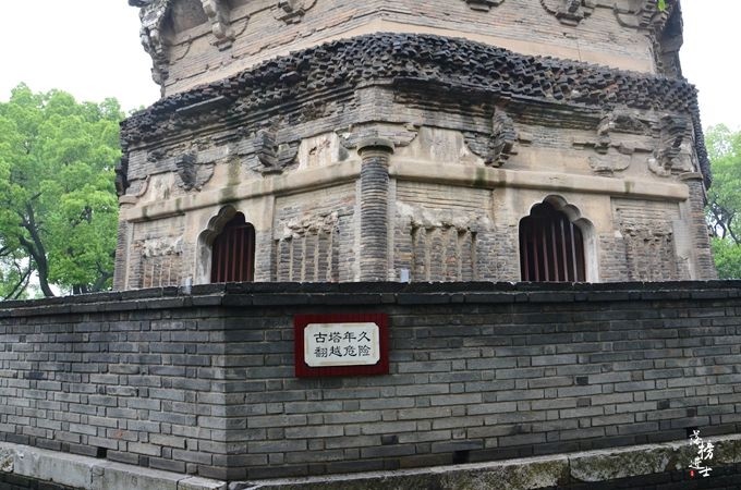 乾隆末人口_乾隆茶叶末釉盘子图片(2)
