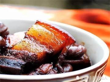 美食推荐:川式酱香红烧肉,双糊辣仔鸡,撒肉片制作方法