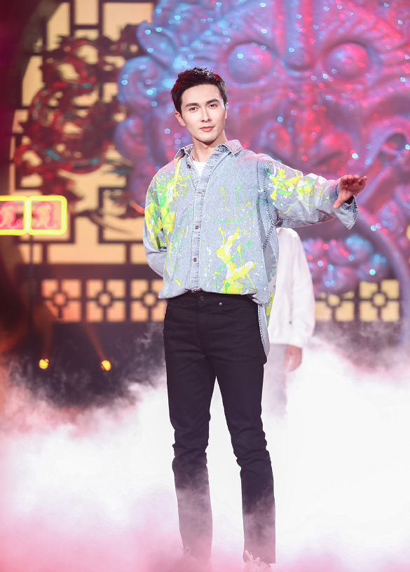 高伟光《快乐大本营》深情演绎歌曲,承包所有笑点,太有喜感啦!