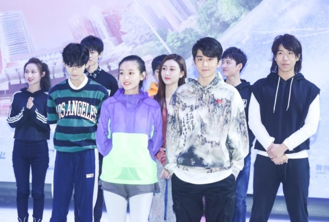 同一导演,吴倩张新成青春组合,为何《冰糖》火不过《香蜜》?