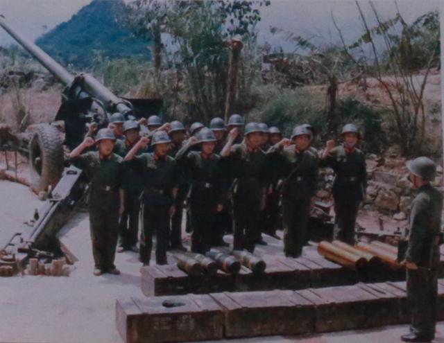 老山前线松毛岭战役,到中午炮兵打光炮弹,越军攻占了