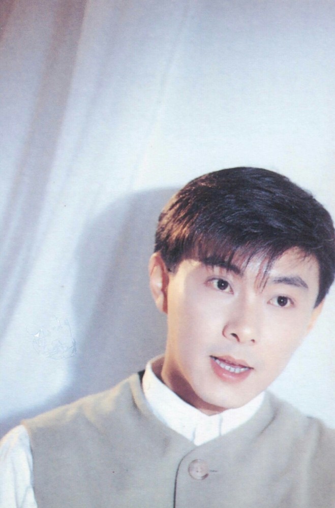 原本帅气的张卫健,为什么剃为光头?只因前辈的一句话