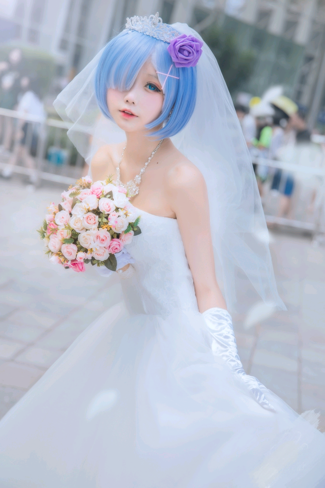 当蕾姆穿上婚纱你会娶她吗蕾姆婚纱cosplay