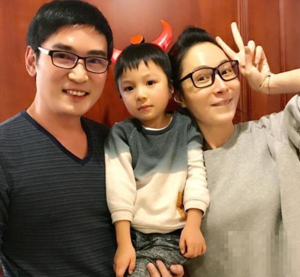 焦恩俊的两妻三子:遭背叛为女儿净身出户,二婚冷战2年