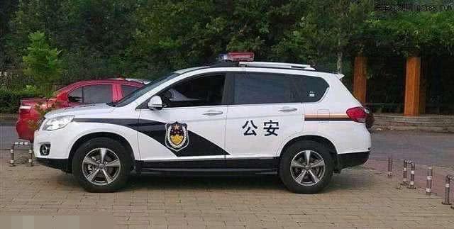 国内警车"更新换代",和大众,丰田说拜拜,新车大显神威